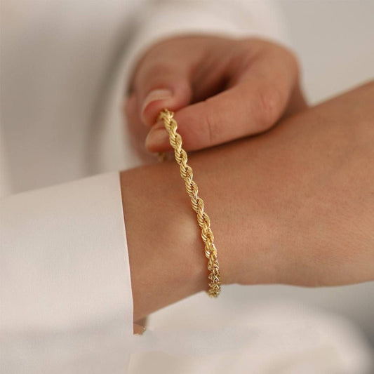 Twisted Halo Bracelet