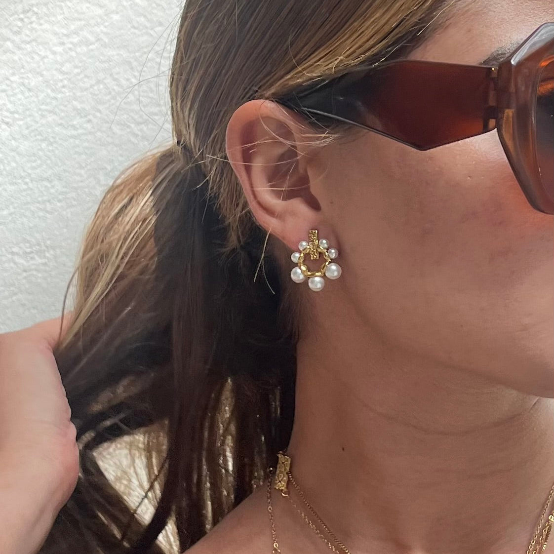 Round Pearl Earrings