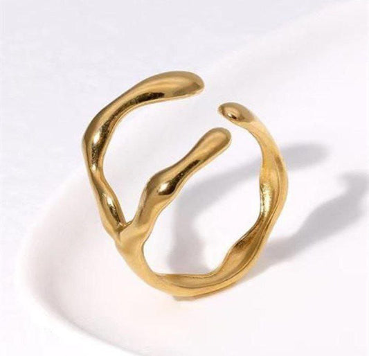 Wavy Line Ring